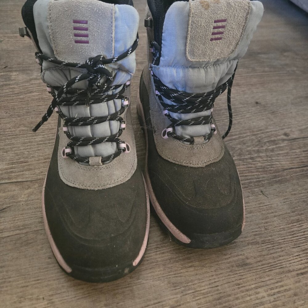Lands End Woman's Snow boots